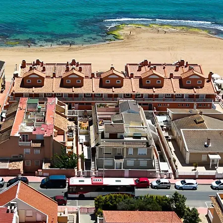 En La Mata A 50 Metros De La Playa Chalet